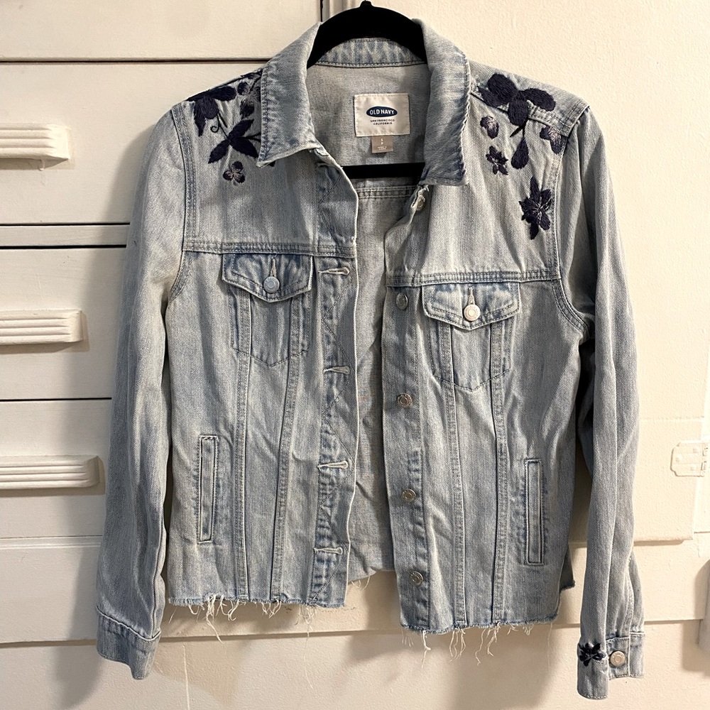 2/$25 Old Navy Light-wash embroidered jean jacket